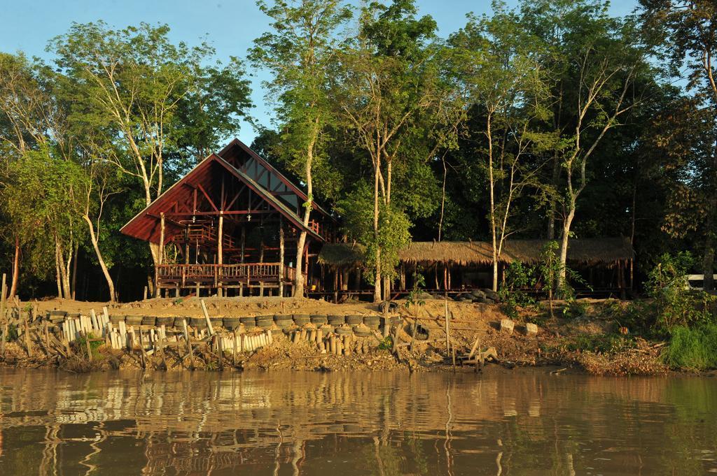 Borneo Natural Sukau Bilit Resort Exteriör bild