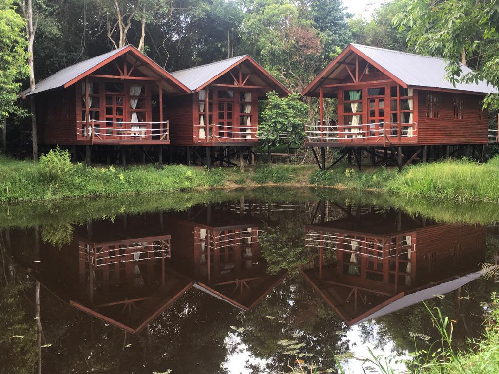 Borneo Natural Sukau Bilit Resort Exteriör bild